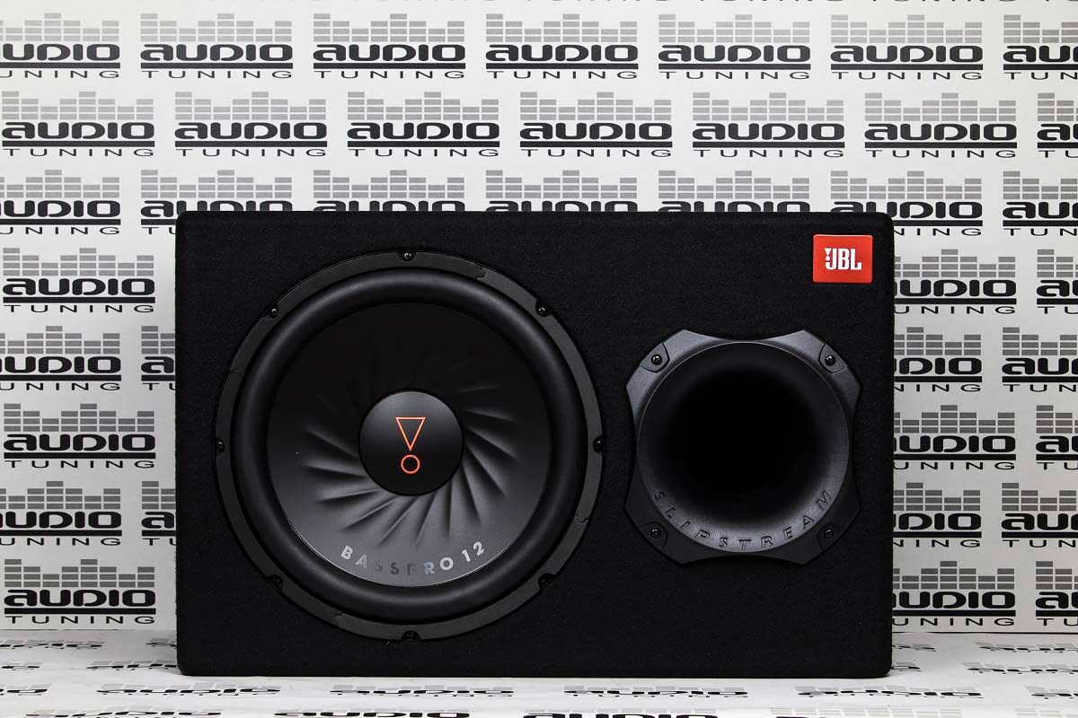 JBL-BASSPRO-12-AKTIVNY-SUBWOOFER-AUDIOTUNING-7159