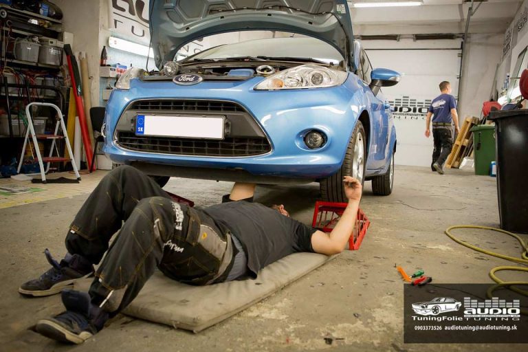 LED DENNE SVIETENIE HMLOVKY FORD FIESTA 2211