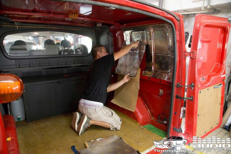 REPRODUKTORY TLMENIE FORD TRANZIT 0010