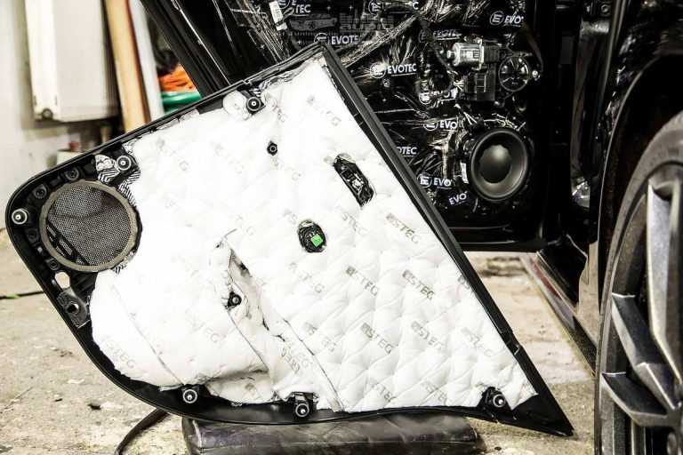 VW GOLF 7 R EVOTEC TLMENIE ODHLUCNENIE